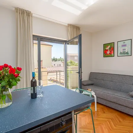 Apartment Oleandar Porec